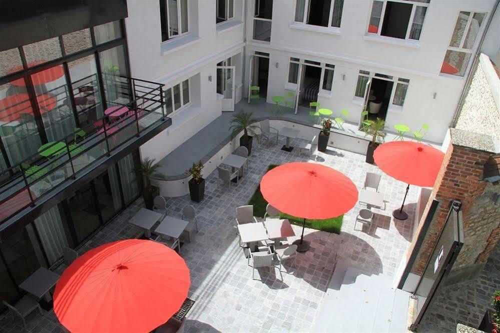 Le César Hôtel Provins Exterior foto